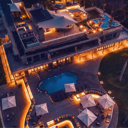 Sky Villa Boutique Hotel By Raw Africa Collection Plettenberg Bay Eksteriør billede Aerial view of the hotel