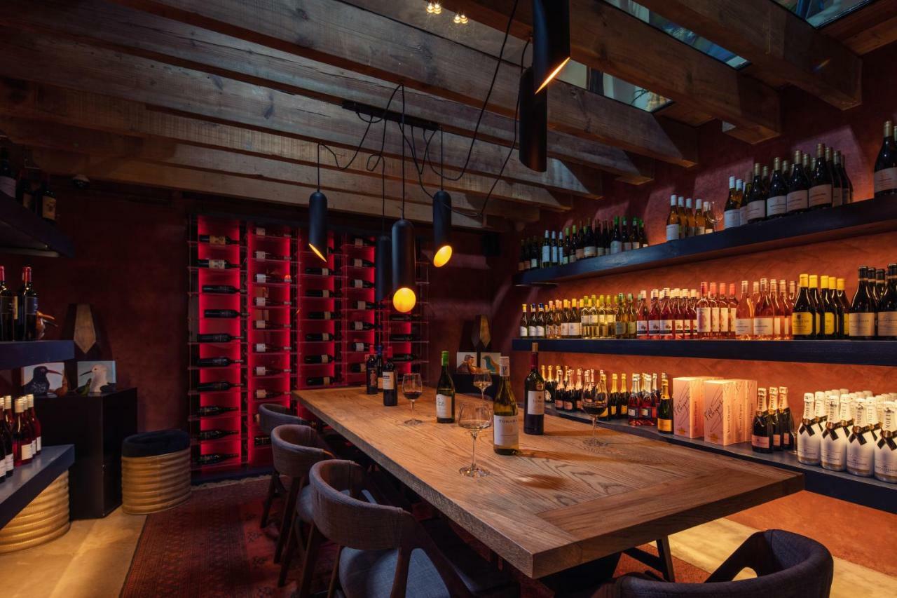 Sky Villa Boutique Hotel By Raw Africa Collection Plettenberg Bay Eksteriør billede The bar at the restaurant