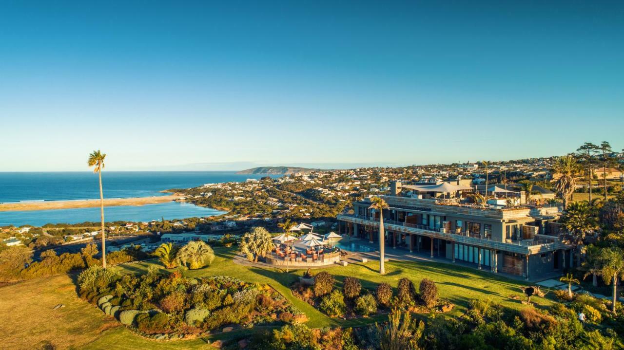 Sky Villa Boutique Hotel By Raw Africa Collection Plettenberg Bay Eksteriør billede Aerial view of the resort